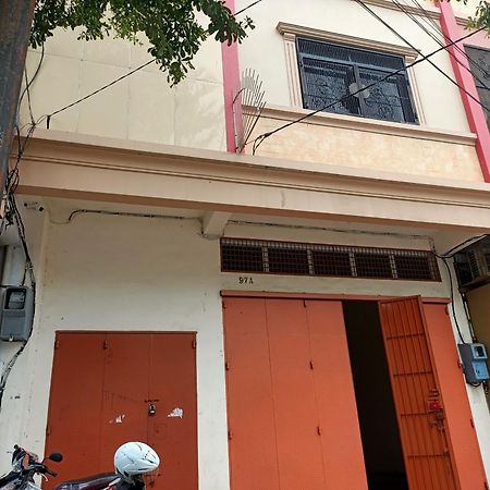 Oyo 93538 Millow Kost Near Gedung Rektorat Iain Parepare Exteriör bild